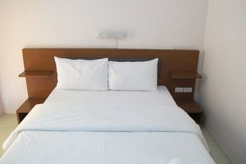 Somjai House Hotel Si Racha Buitenkant foto